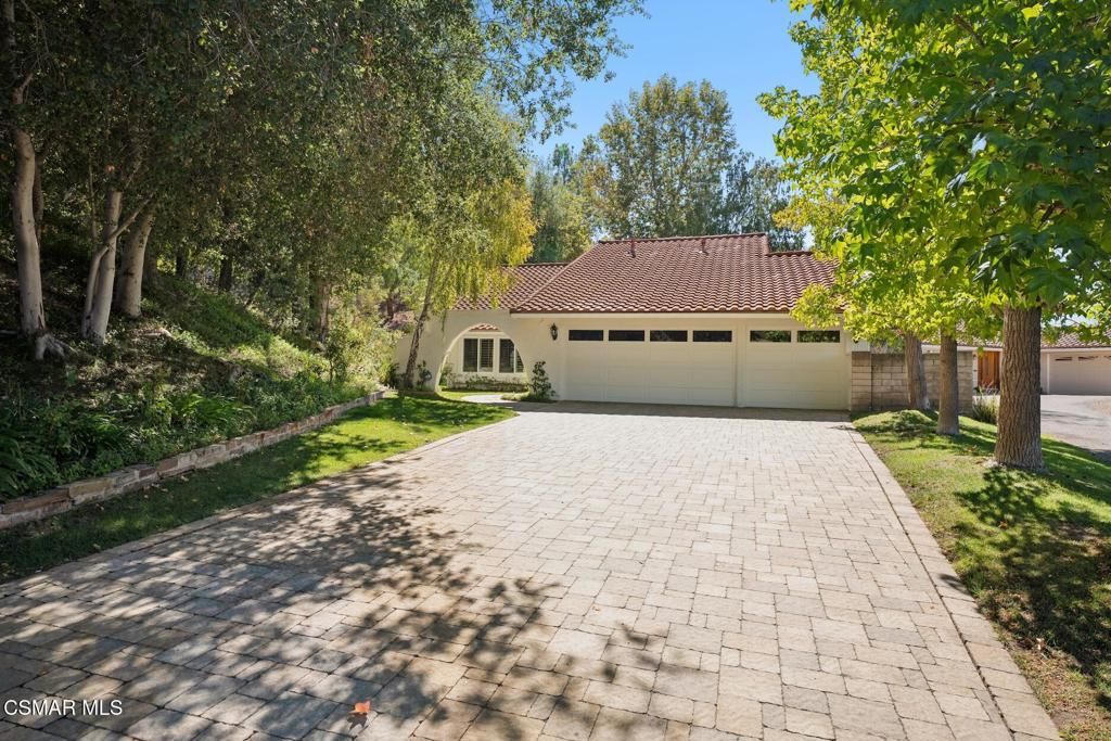 5900 Gleam Court, Agoura Hills, CA 91301
