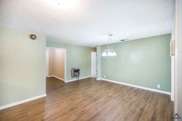 104 Delone Drive, Byron, GA 31008