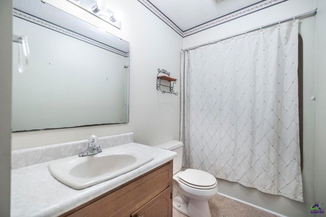 104 Delone Drive, Byron, GA 31008