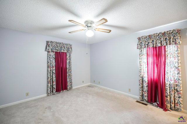 104 Delone Drive, Byron, GA 31008