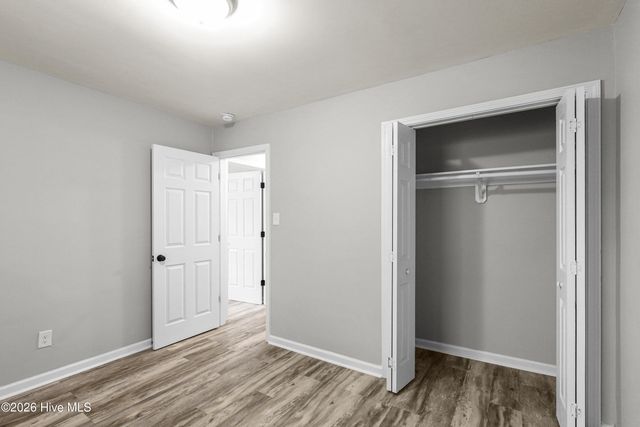 100 Banks Street, Jacksonville, NC 28540