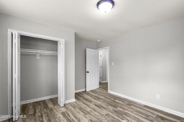 100 Banks Street, Jacksonville, NC 28540