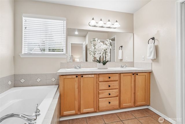 111 Nellis Road, Bothell, WA 98012