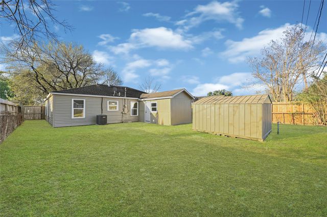 8771 Josie Street, Houston, TX 77029