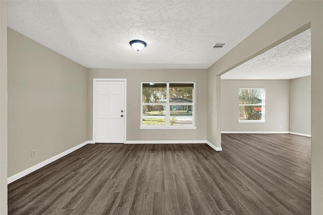 8771 Josie Street, Houston, TX 77029