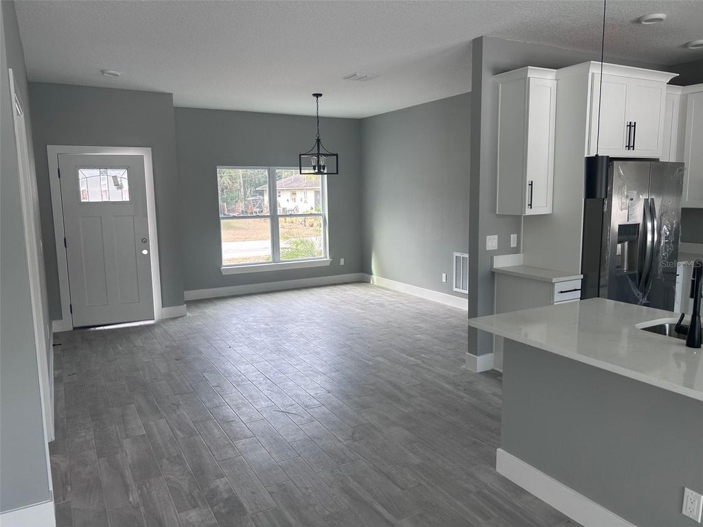 Image 3 of property listing at 509 N DUSS STREET, New Smyrna Beach, FL 32168