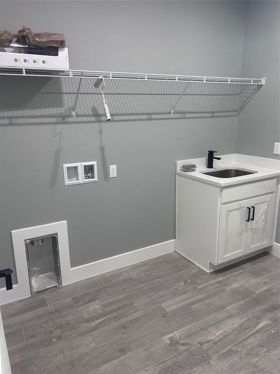 Image 9 of property listing at 509 N DUSS STREET, New Smyrna Beach, FL 32168