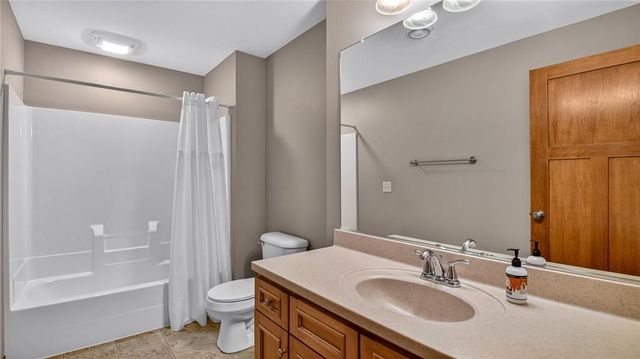 111 Monte Carlo Drive, Eau Claire, WI 54703