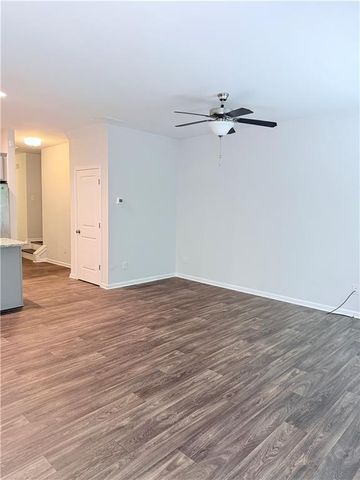 3122 Meadowstone Lane SW, Atlanta, GA 30331
