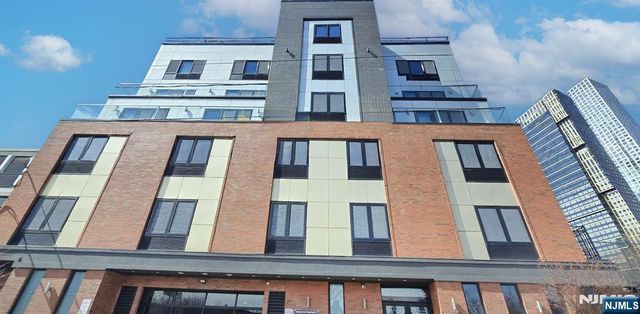 211 Baldwin Avenue 403, Jersey City, NJ 07306