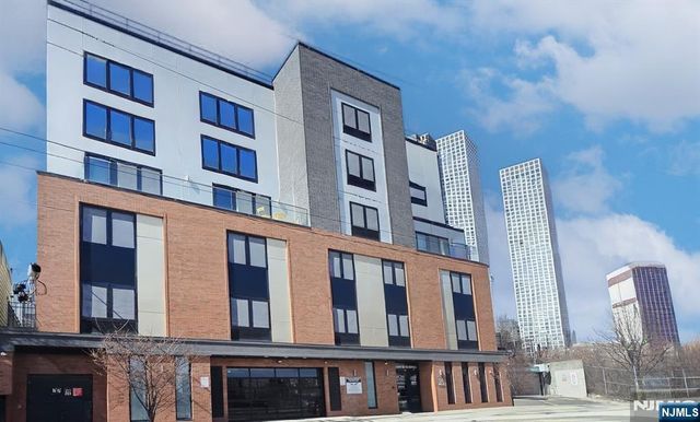 211 Baldwin Avenue 403, Jersey City, NJ 07306