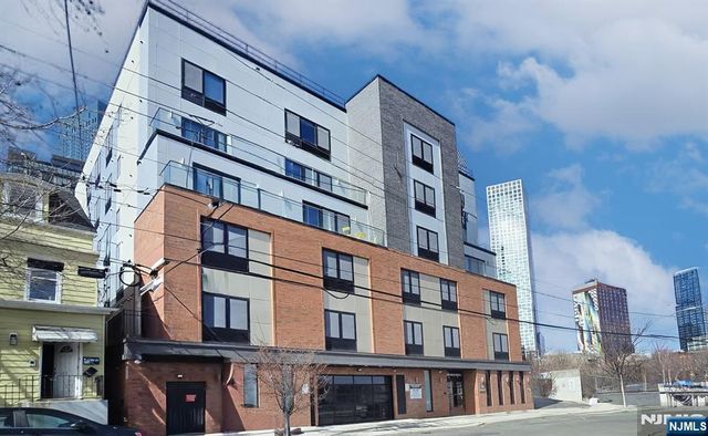 211 Baldwin Avenue 403, Jersey City, NJ 07306