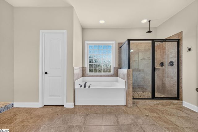 710 Winston Oaks Court, Simpsonville, SC 29680