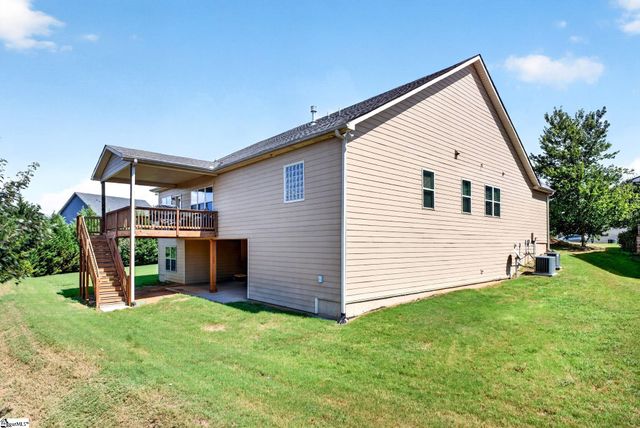 710 Winston Oaks Court, Simpsonville, SC 29680