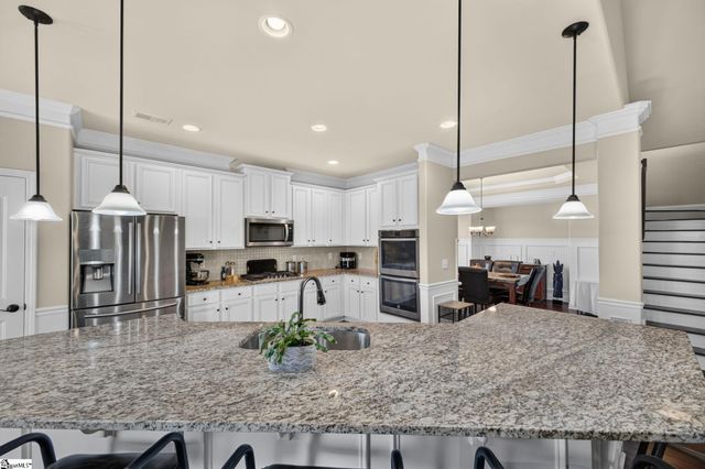 710 Winston Oaks Court, Simpsonville, SC 29680