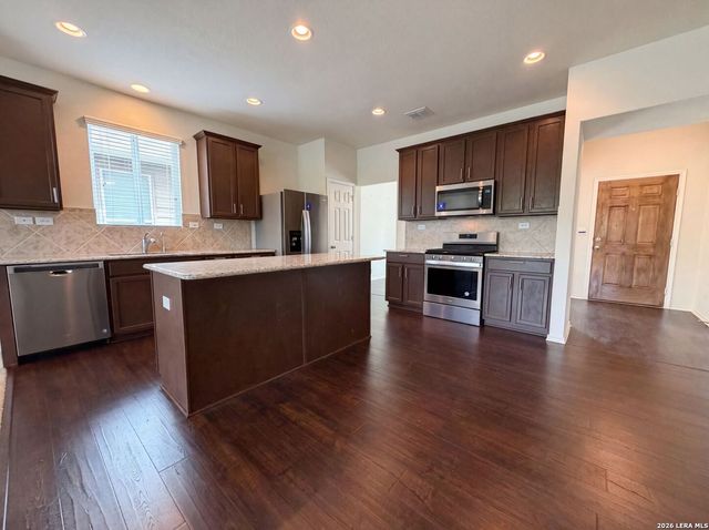 10611 MARY SCHEEL LN, Converse, TX 78109