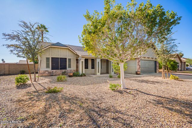435 E ROCKWOOD Drive, Phoenix, AZ 85024