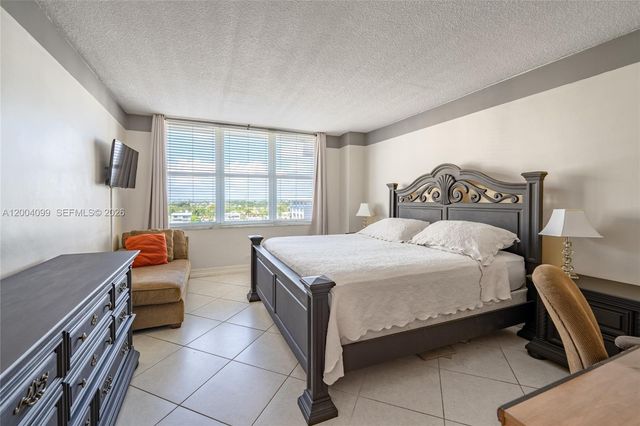 5601 Collins Ave 919, Miami Beach, FL 33140