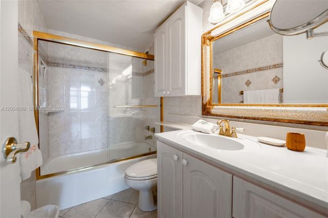 5601 Collins Ave 919, Miami Beach, FL 33140