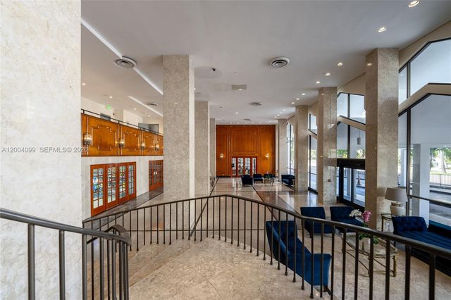 5601 Collins Ave 919, Miami Beach, FL 33140