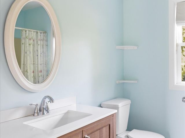 316 Waseca Avenue, Barrington, RI 02806