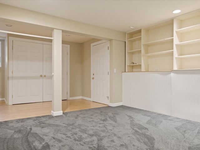 316 Waseca Avenue, Barrington, RI 02806