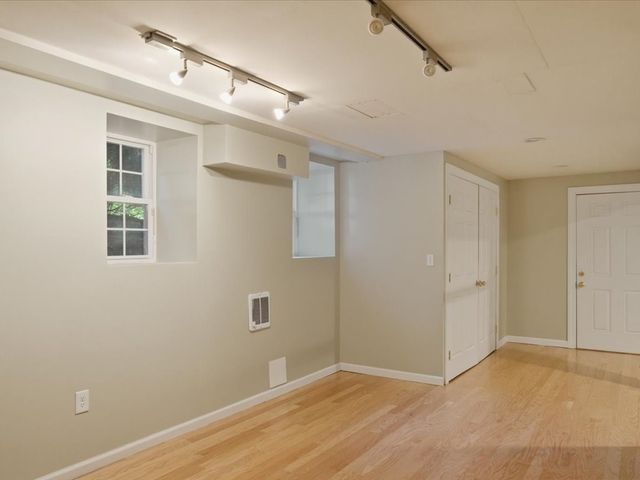 316 Waseca Avenue, Barrington, RI 02806