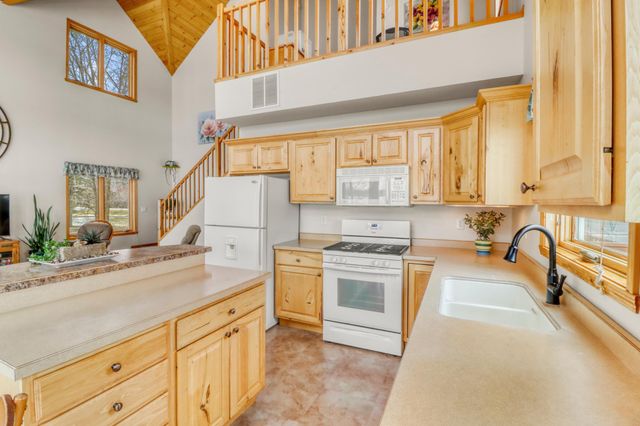 12214 Tanglewood Road, Audubon, MN 56511