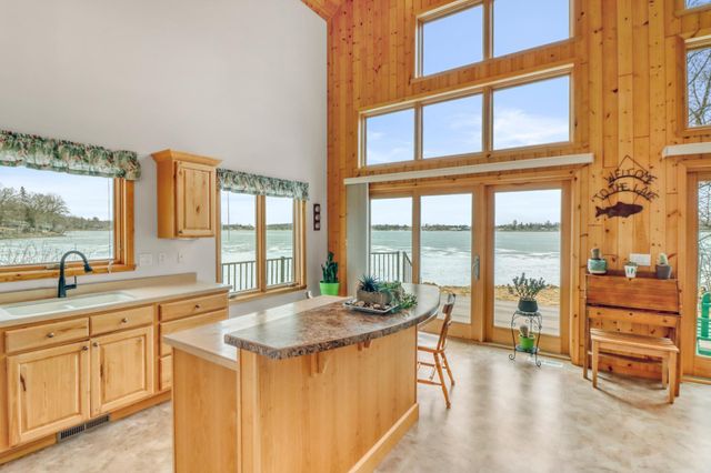 12214 Tanglewood Road, Audubon, MN 56511