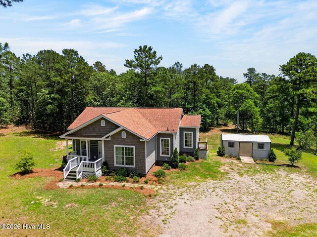 1030 Stubby Oaks Road, Aberdeen, NC 28315
