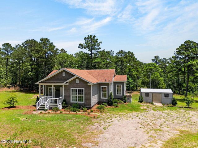 1030 Stubby Oaks Road, Aberdeen, NC 28315