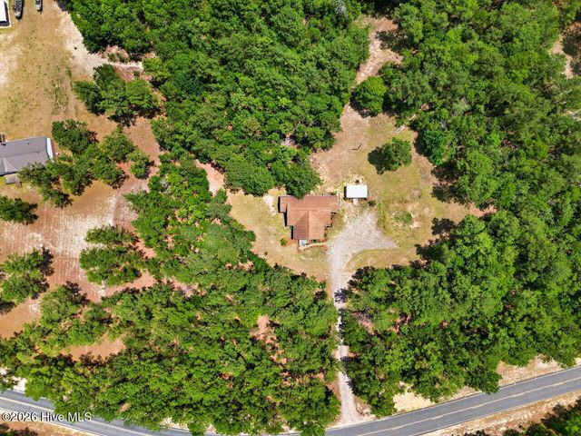 1030 Stubby Oaks Road, Aberdeen, NC 28315