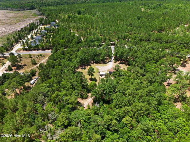 1030 Stubby Oaks Road, Aberdeen, NC 28315