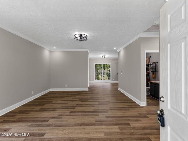 1030 Stubby Oaks Road, Aberdeen, NC 28315