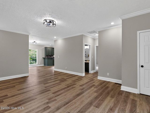 1030 Stubby Oaks Road, Aberdeen, NC 28315