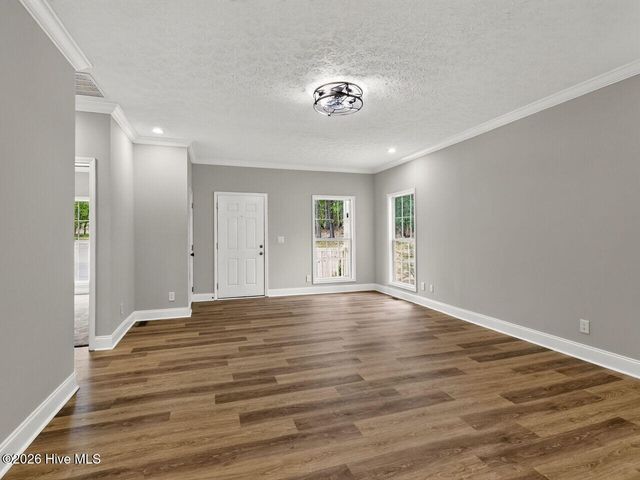 1030 Stubby Oaks Road, Aberdeen, NC 28315