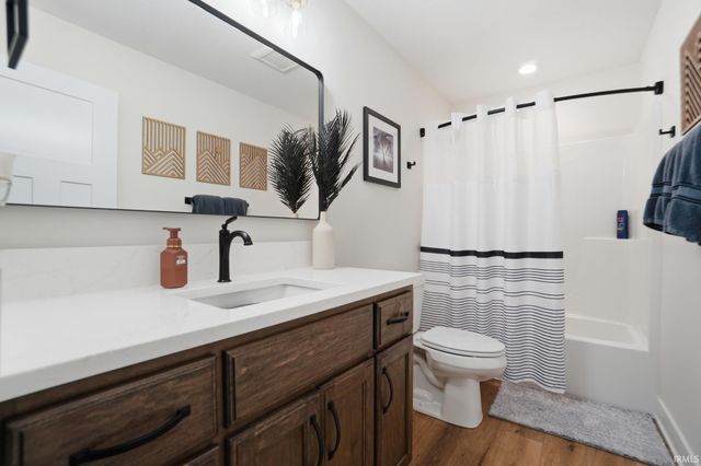 12303 Rain Lily Court, Fort Wayne, IN 46814