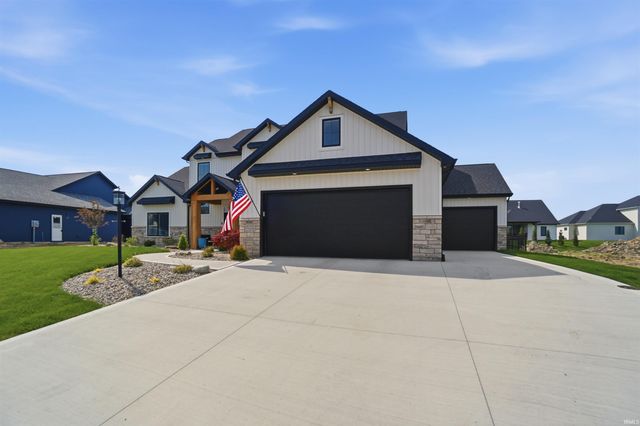 12303 Rain Lily Court, Fort Wayne, IN 46814