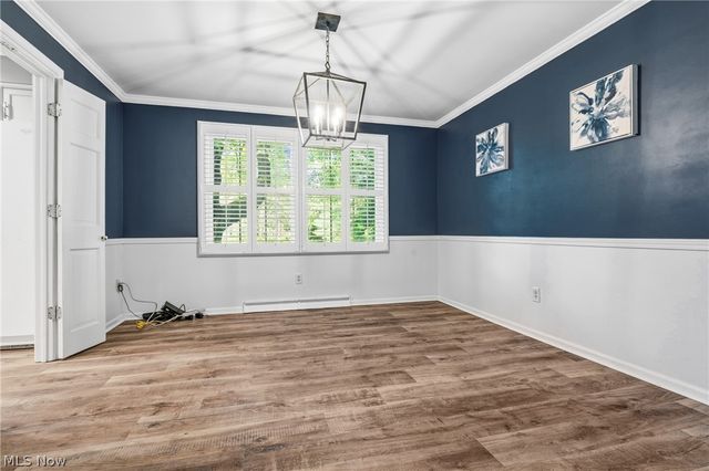 2211 Hunting Valley Street NW, North Canton, OH 44720
