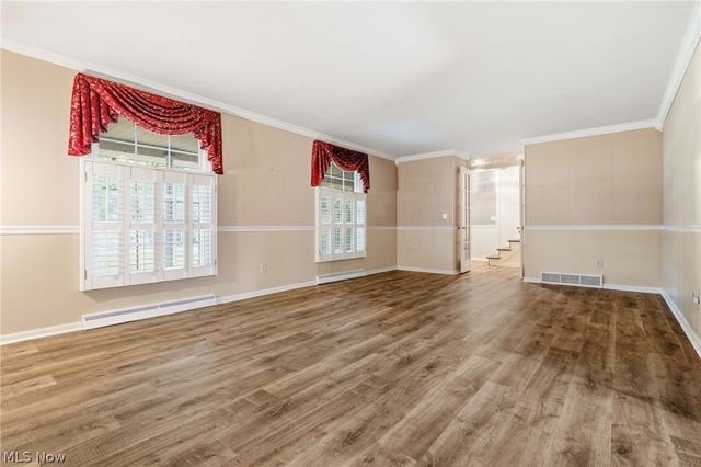 2211 Hunting Valley Street NW, North Canton, OH 44720