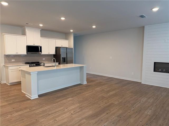 7353 Mulberry Trace Lane, Flowery Branch, GA 30542