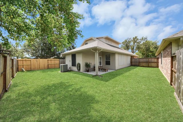 1507 N Marsala Drive, Pearland, TX 77581