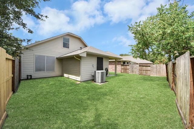 1507 N Marsala Drive, Pearland, TX 77581