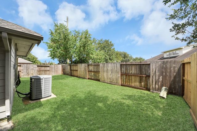 1507 N Marsala Drive, Pearland, TX 77581