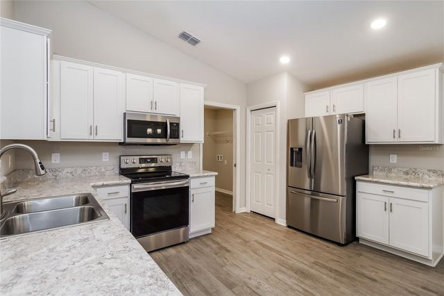 645 VITTORIO DRIVE, Winter Haven, FL 33884