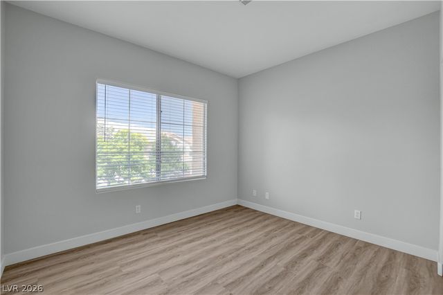 9737 Ravine Avenue, Las Vegas, NV 89117