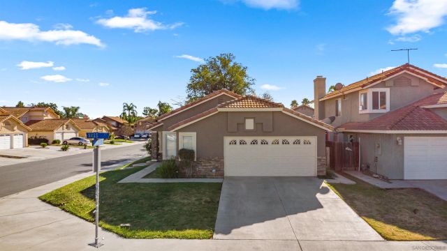 245 Bass Ct, Perris, CA 92571