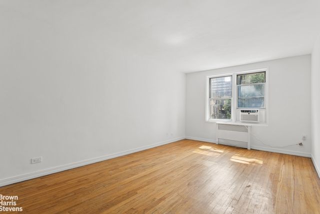 340 Haven Ave Apt 2G, New York City, NY 10033