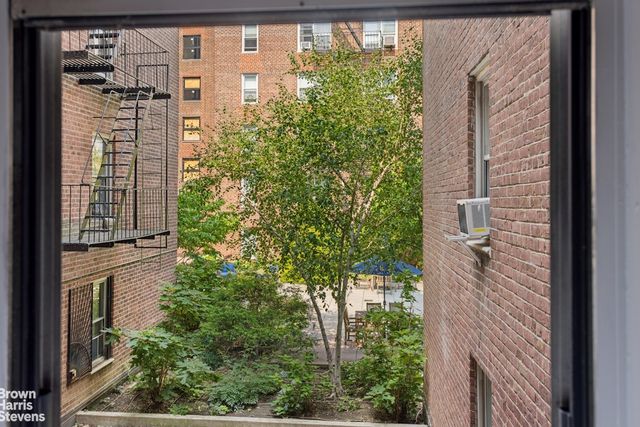 340 Haven Ave Apt 2G, New York City, NY 10033