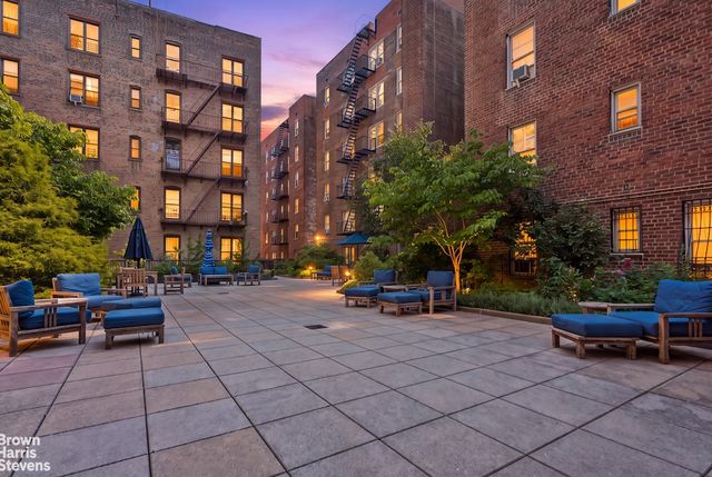 340 Haven Ave Apt 2G, New York City, NY 10033